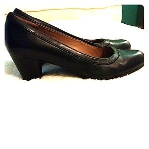 Clarks Artisan Heels